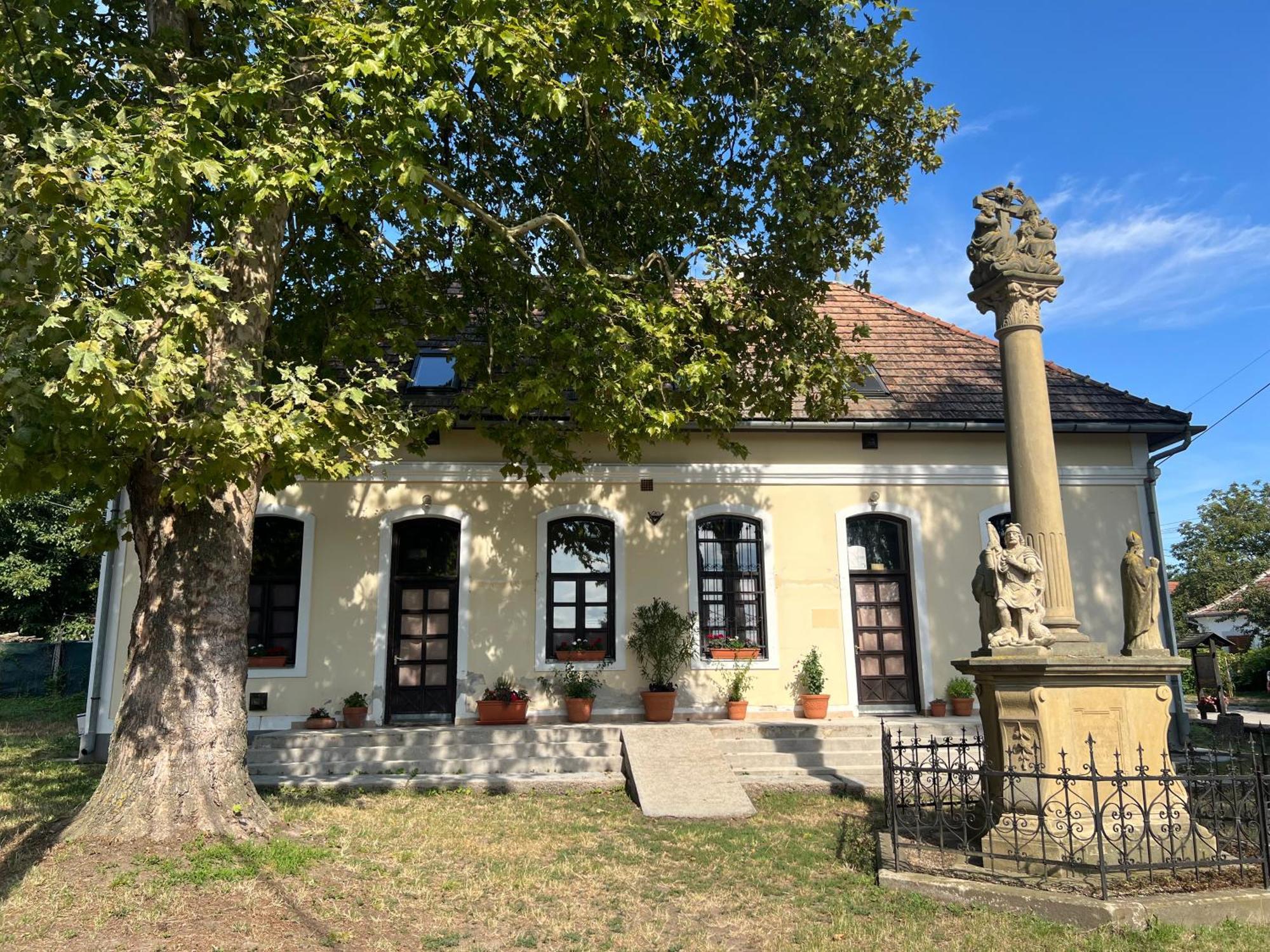 Hotel Bor Es Kenyer Hegymagas Exterior foto